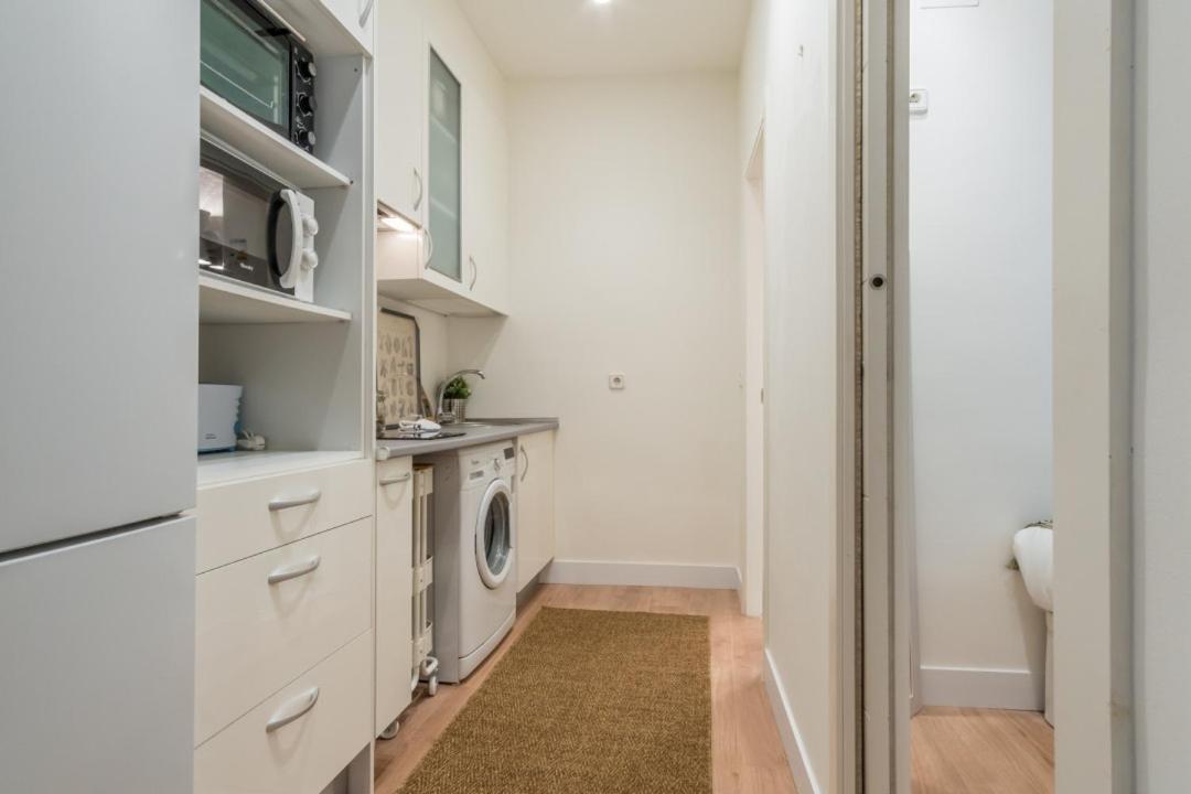 Cozy 1Bd 1Bth - Anton Martin Apartment มาดริด ภายนอก รูปภาพ